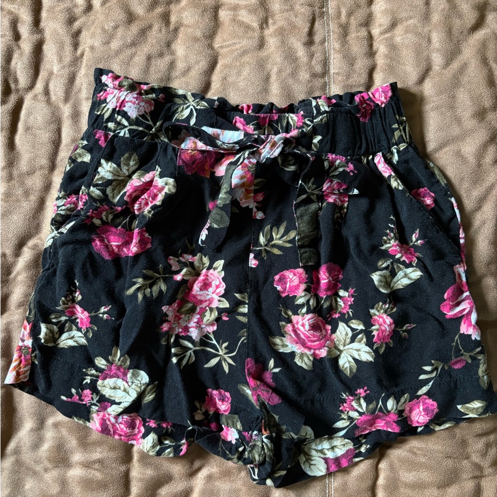 Floral Black Women's Shorts